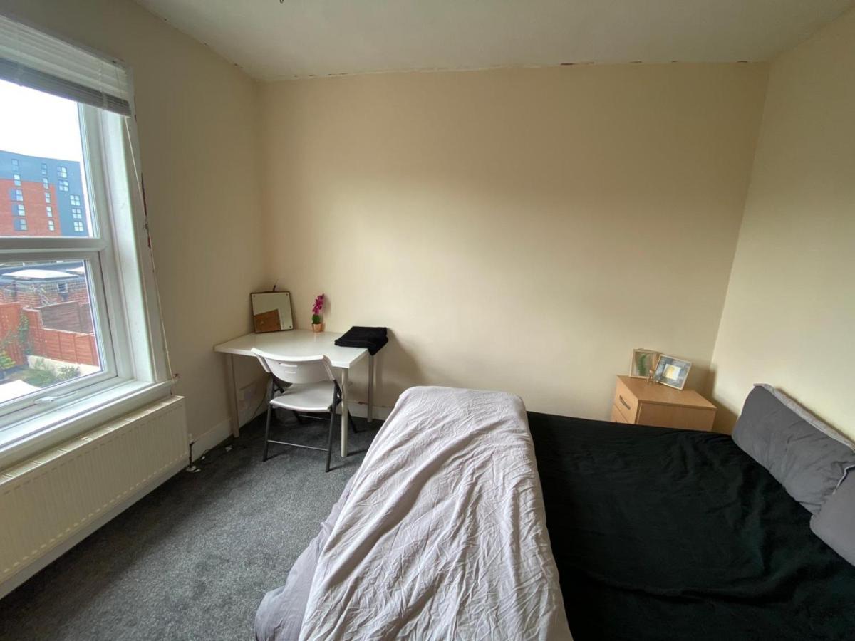 Radanks House - Fratton Lägenhet Portsmouth Exteriör bild